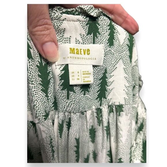 Maeve Anthropologie 4 Green White Blouse Holiday Whimsical Cottagecore Flowy Top - Picture 10 of 12